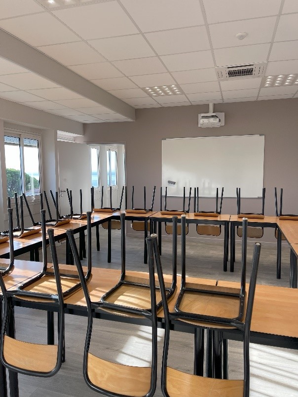 Plafond tendu Toulon Ecole Cours Fenelon 4 Classes